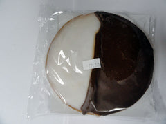 BLACK AN WHITE COOKIE